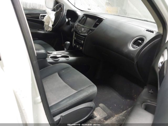 5N1DR2MM0KC601065 Nissan Pathfinder Sv