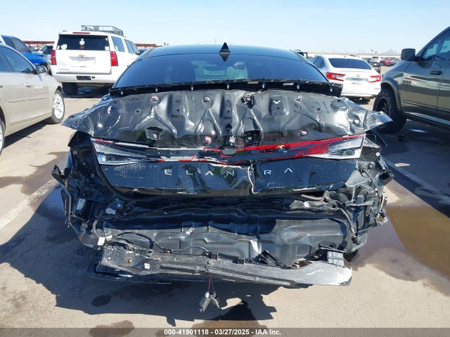 5NPLL4AG2MH027829 Hyundai ELANTRA SE