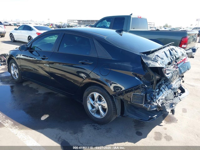 5NPLL4AG2MH027829 Hyundai ELANTRA SE