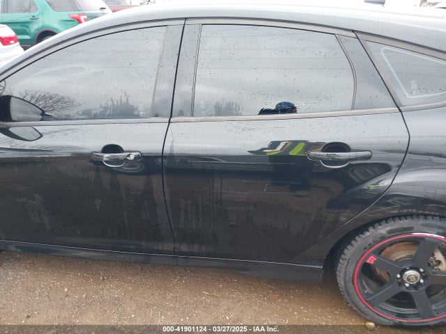 1FADP3L92FL286732 Ford FOCUS ST