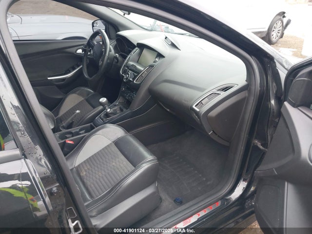 1FADP3L92FL286732 Ford FOCUS ST