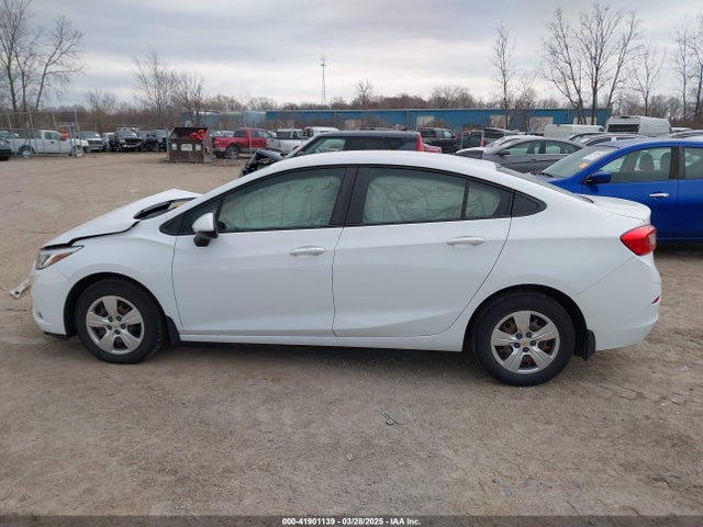 1G1BC5SM4J7240991 Chevrolet Cruze Ls Auto