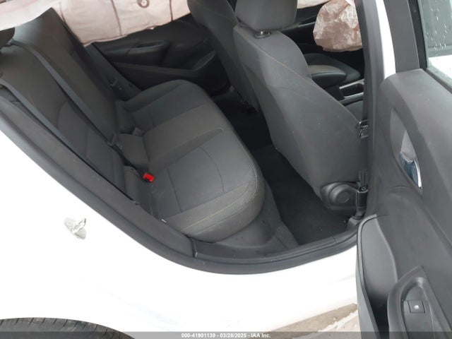 1G1BC5SM4J7240991 Chevrolet Cruze Ls Auto