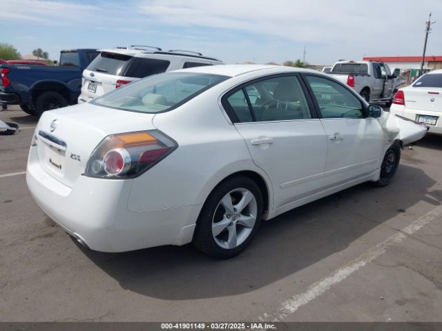 2007 NISSAN ALTIMA 1N4AL21E77C158772 Photo 3
