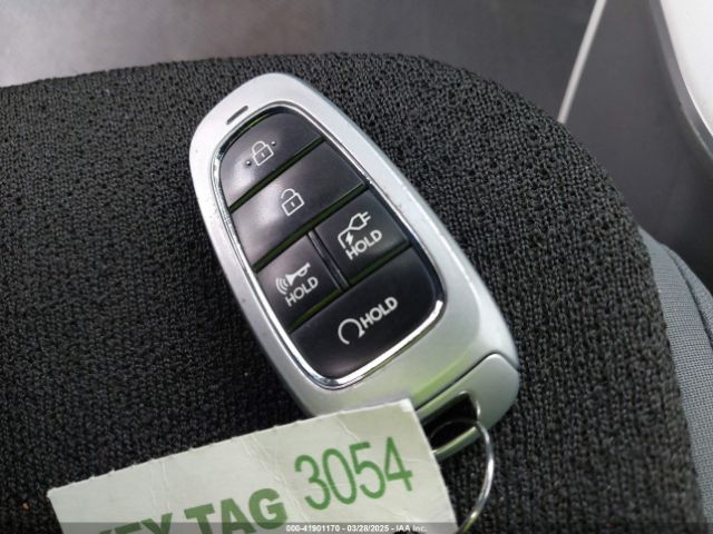 KM8KM4AE1NU064932 Hyundai IONIQ 5 SE