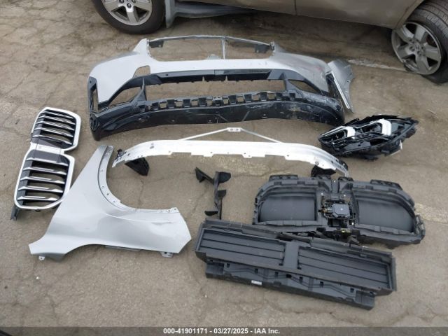 WBX73EF02P5Y08733 BMW X1 Xdrive28i