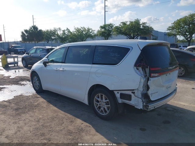 Chrysler Pacifica Touring L 2023 2C4RC1BG5PR606554 Image 3