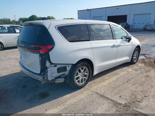 Chrysler Pacifica Touring L 2023 2C4RC1BG5PR606554 Image 4