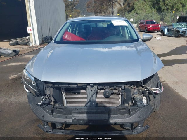 1VWAA7A32LC025386 Volkswagen Passat 2.0t S