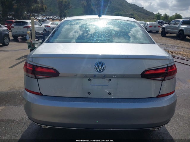 1VWAA7A32LC025386 Volkswagen Passat 2.0t S