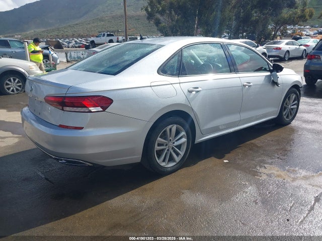 1VWAA7A32LC025386 Volkswagen Passat 2.0t S