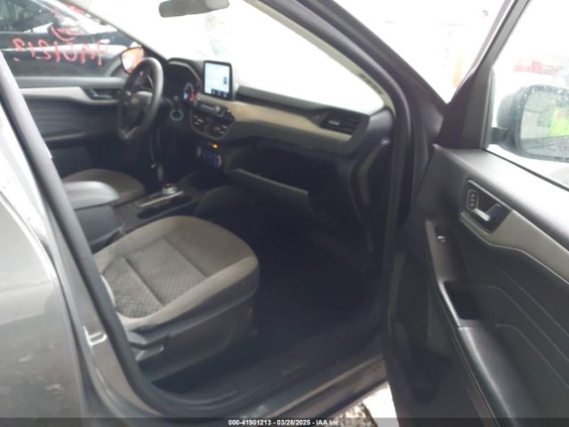 1FMCU0G66NUA46701 Ford ESCAPE SE