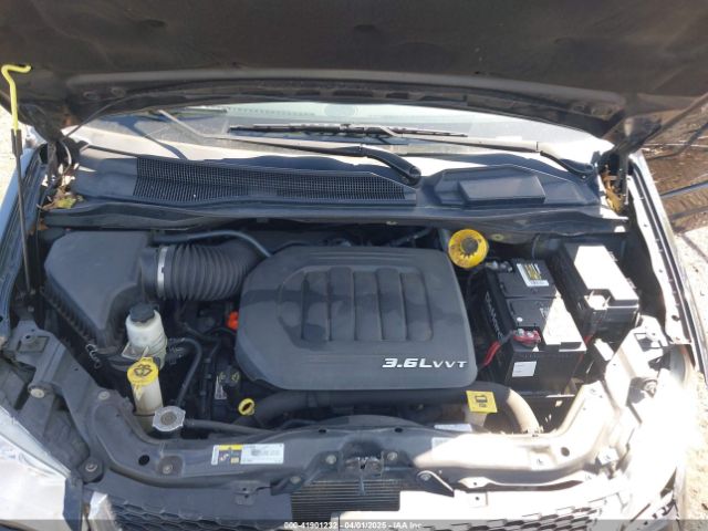 2C4RDGCG6FR548774 Dodge Grand Caravan Sxt