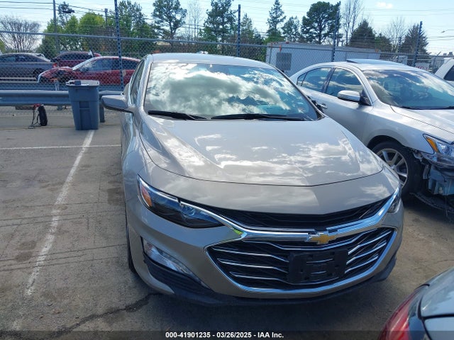 1G1ZD5ST3PF242622 Chevrolet Malibu Fwd 1lt