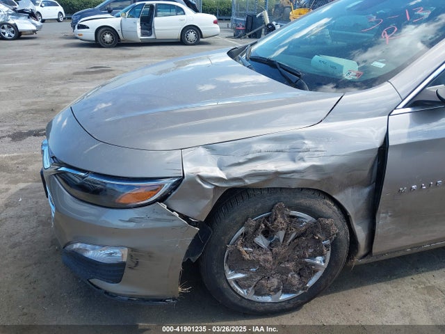 1G1ZD5ST3PF242622 Chevrolet Malibu Fwd 1lt