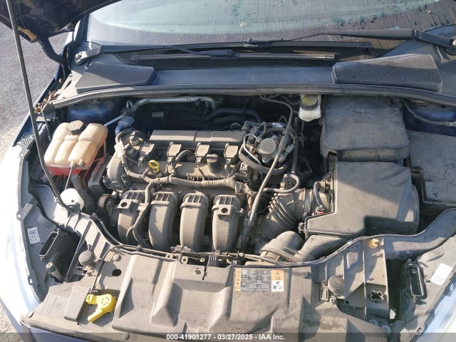 1FADP3N24HL218127 Ford Focus Titanium