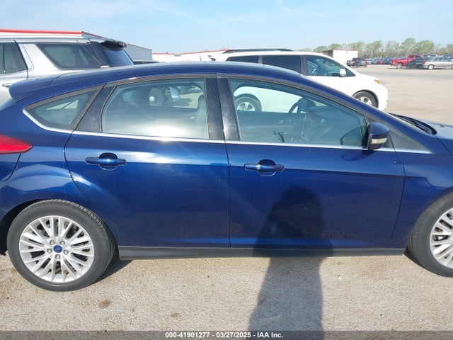 1FADP3N24HL218127 Ford Focus Titanium
