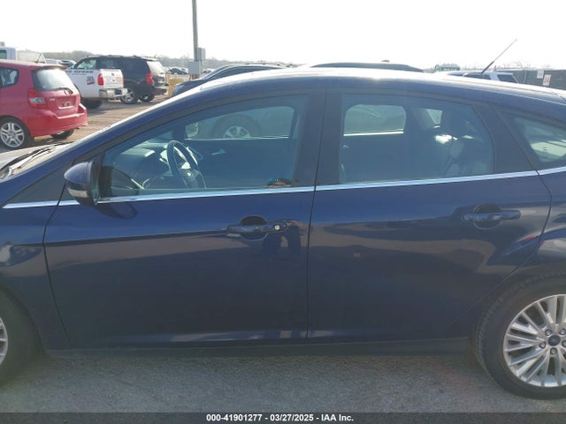 1FADP3N24HL218127 Ford Focus Titanium