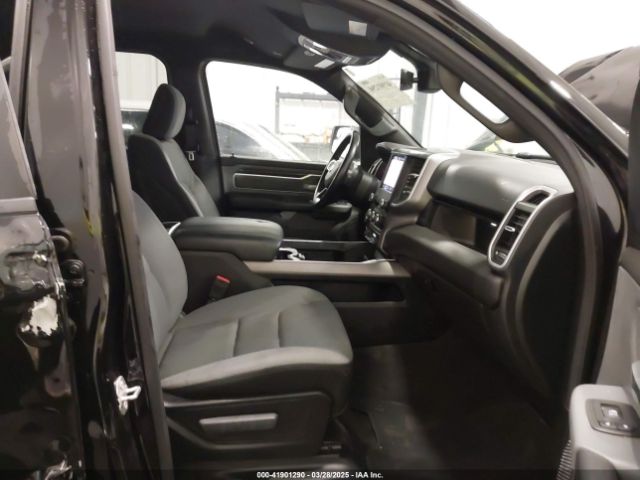 1C6SRFBT1NN118715 RAM 1500 Big Horn  4x4 6'4 Box