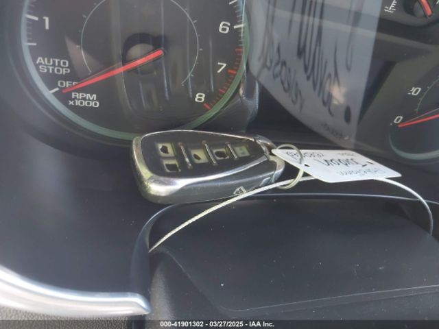 1G1ZD5STXKF134930 Chevrolet MALIBU LT