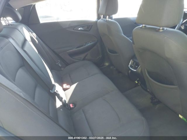 1G1ZD5STXKF134930 Chevrolet MALIBU LT