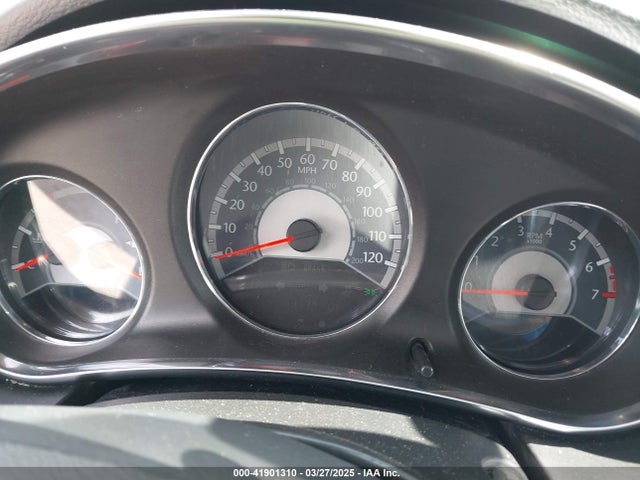 Chrysler 200 Limited 2014 1C3CCBCGXEN152570 Image 7