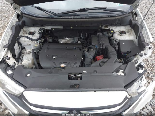 JA4AR3AU8KU028227 Mitsubishi Outlander Sport 2.0 Le