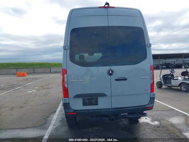 W1W4EBVY0NT082643 Mercedes-Benz om642