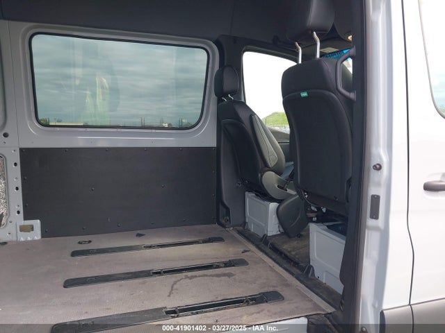 W1W4EBVY0NT082643 Mercedes-Benz om642