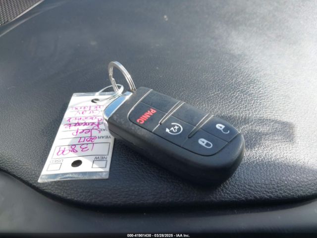 ZACCJBBB0HPG30353 Jeep Renegade Altitude 4x4