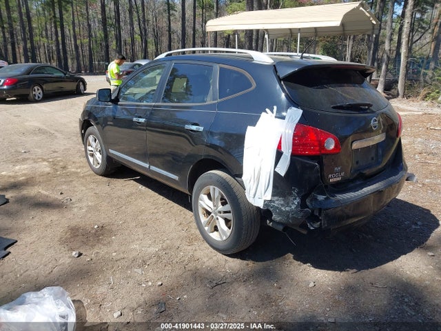 JN8AS5MT0FW152662 Nissan Rogue Select S