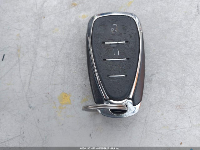 1G1ZE5STXHF105871 Chevrolet MALIBU 1LT
