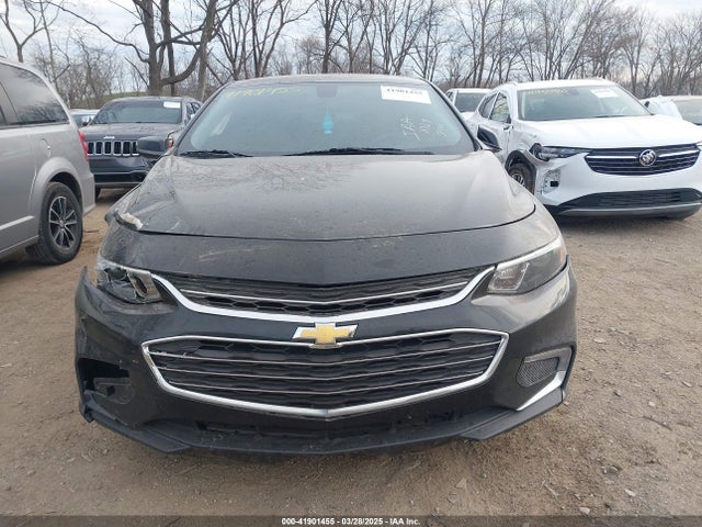 1G1ZE5STXHF105871 Chevrolet MALIBU 1LT