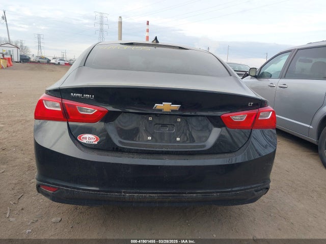 1G1ZE5STXHF105871 Chevrolet MALIBU 1LT