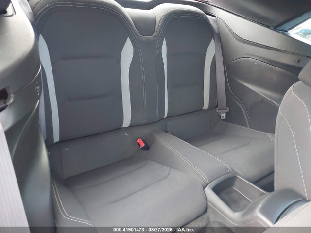 1G1FB3DS1H0131623 Chevrolet Camaro 1lt