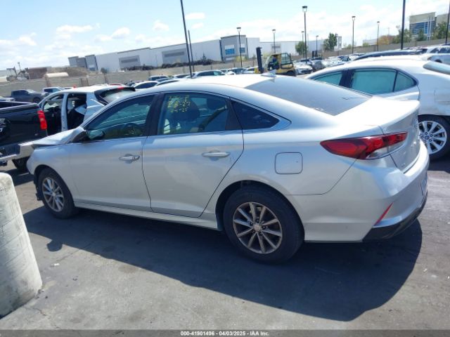 5NPE24AF3KH787381 Hyundai SONATA SE