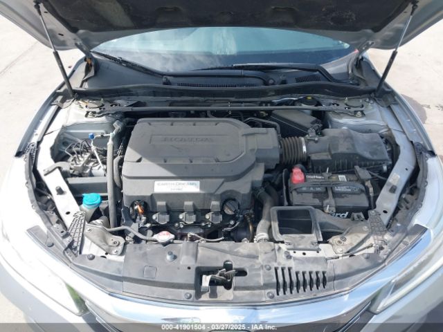 1HGCR3F96GA024559 Honda Accord Touring