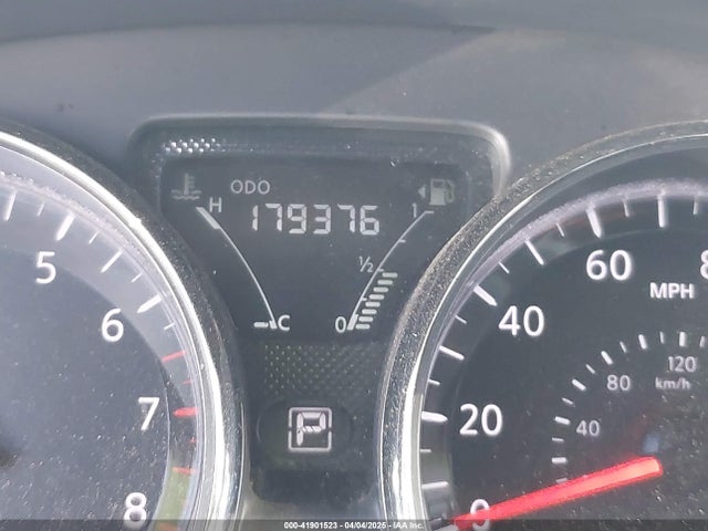 3N1CN7AP0JK409549 Nissan Versa 1.6 Sv