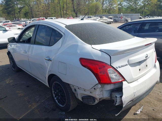 3N1CN7AP0JK409549 Nissan Versa 1.6 Sv
