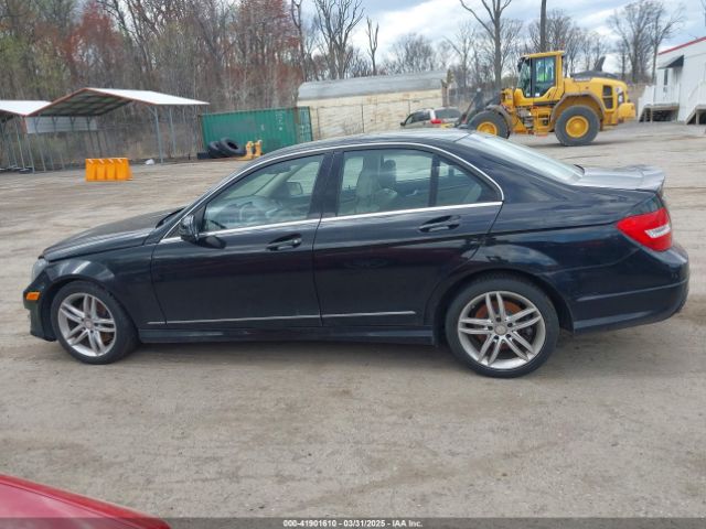 WDDGF8AB6ER324705 Mercedes-Benz C 300 Luxury 4matic/sport 4matic