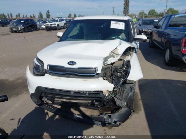 KNDJN2A29F7142929 KIA Soul