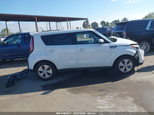 KNDJN2A29F7142929 KIA Soul