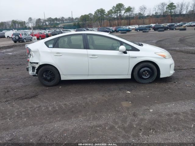 JTDKN3DU9E1753231 Toyota Prius Three