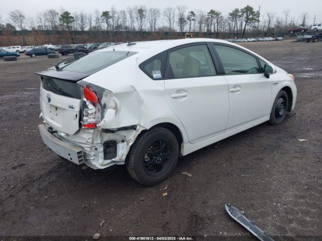 JTDKN3DU9E1753231 Toyota Prius Three