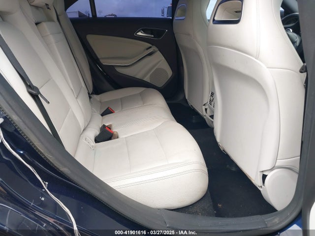 WDDSJ4EBXJN598888 Mercedes-Benz CLA 250