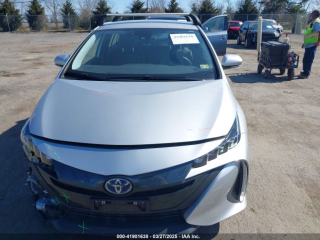 JTDKARFP9L3135768 Toyota Prius Prime Xle