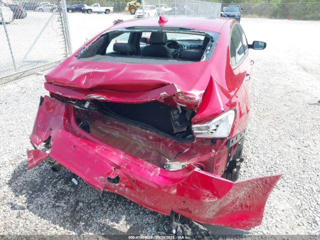 1G1ZH5SX6GF267215 Chevrolet Malibu Premier
