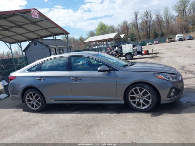 5NPE34ABXJH668977 Hyundai Sonata Sport 2.0t