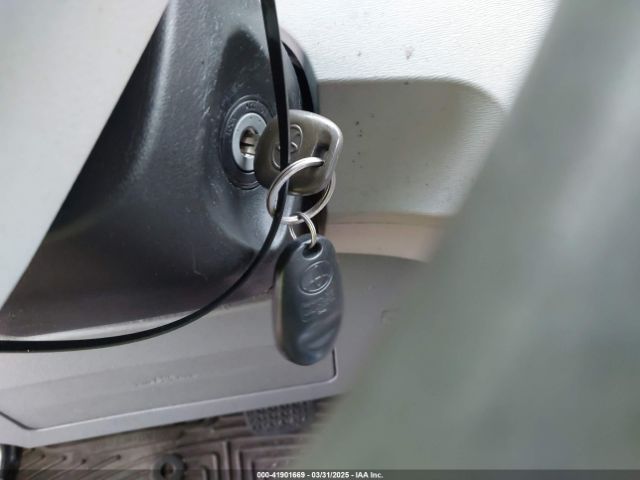 5TDKK3DC9ES511199 Toyota Sienna Le V6 8 Passenger
