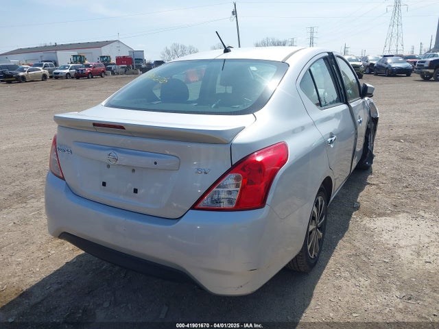 3N1CN7AP5HK449460 Nissan Versa 1.6 Sv